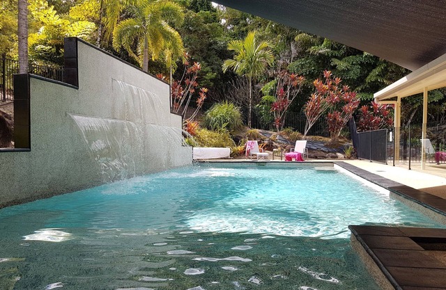 Avalon, Redlynch - Space, comfort & privacy for Family holiday get-togethers