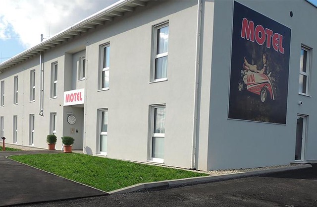 AVIA Motel Bisamberg