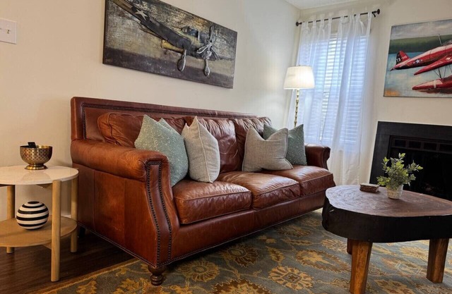 Aviator's Landing/2 bdrm