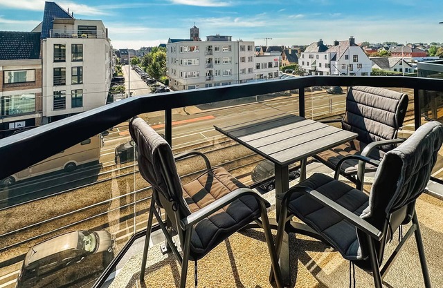 Awesome apartment in Oostende with WiFi