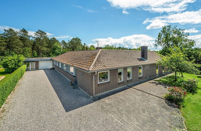 Awesome home in ørsted