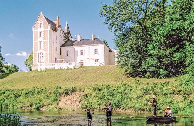 Awesome Home In Ardentes