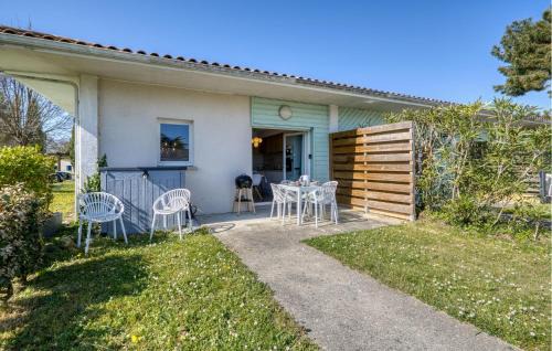 Awesome Home In Dolus-D'oléron