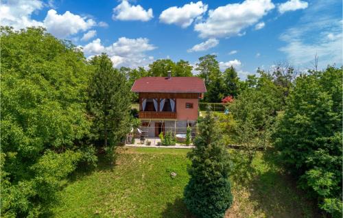 Awesome Home In Dragovanscak With Sauna