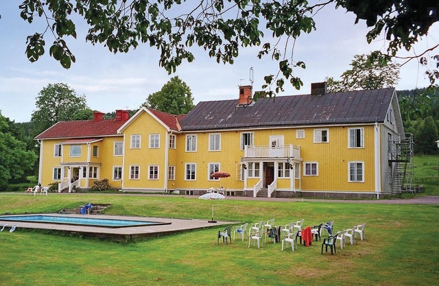 Awesome home in Gräsmark with sauna