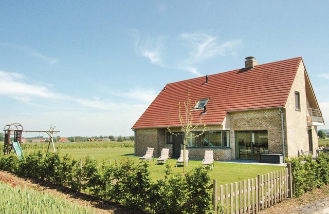 Awesome home in Poperinge with sauna
