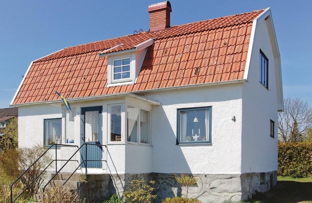 Awesome home in Sölvesborg with kitchen