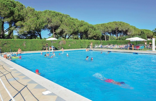 Awesome home in Baia Domizia S.Aurunca