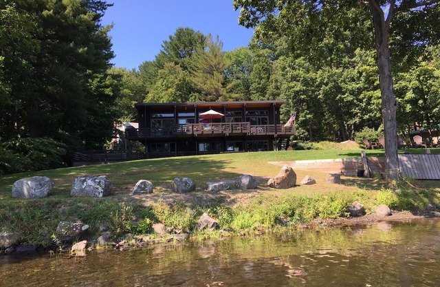 Awesome Lake House On Glass Lake In Averill Park, NY