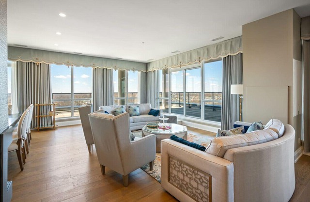 Azure | Penthouse | Fairway Views | Balcony | Gym