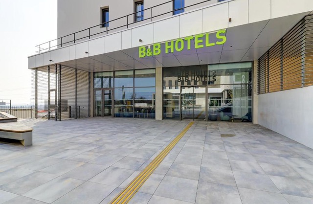 B&B HOTEL Dijon Valmy Toison d'or