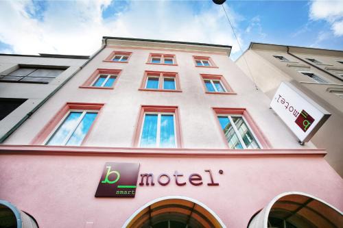 b-smart motel Basel