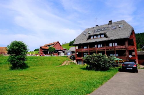 B und B Titisee Hotel Sonnenmatte nahe Badeparadies