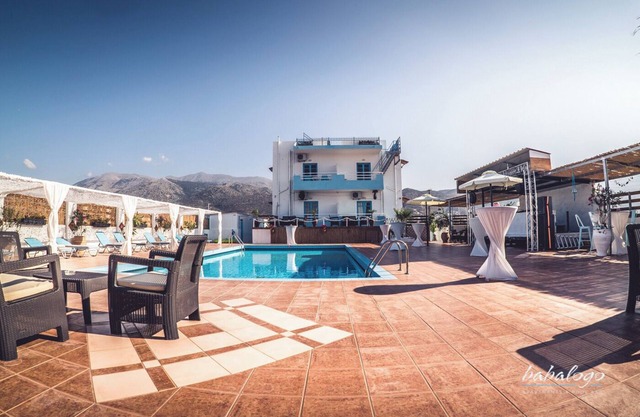 Babalogo villa with 12 rooms near Malia beach on Crete