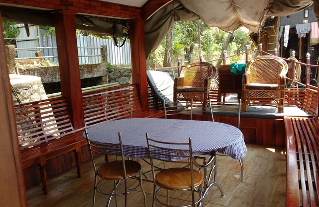 Backwater Routes Houseboats