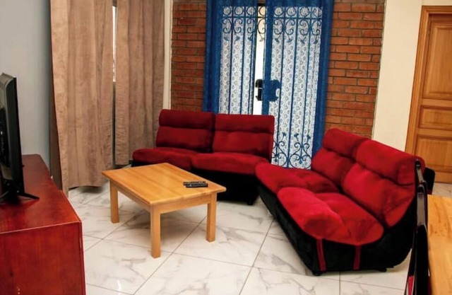 Bafoussam Centre: Furnished apartment with all comforts 4 P, 3 bdrms, ideal for families