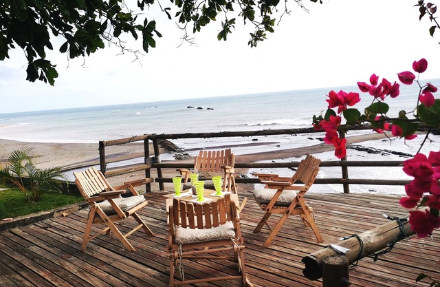 Balconies to Paradise
