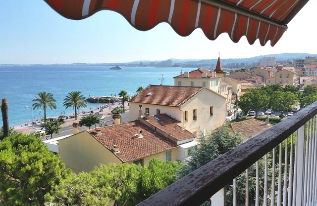 Balcony facing the sea, 3 rooms (76m2), private park DEPARTURE ON SATURDAY EXCLUSIVELY