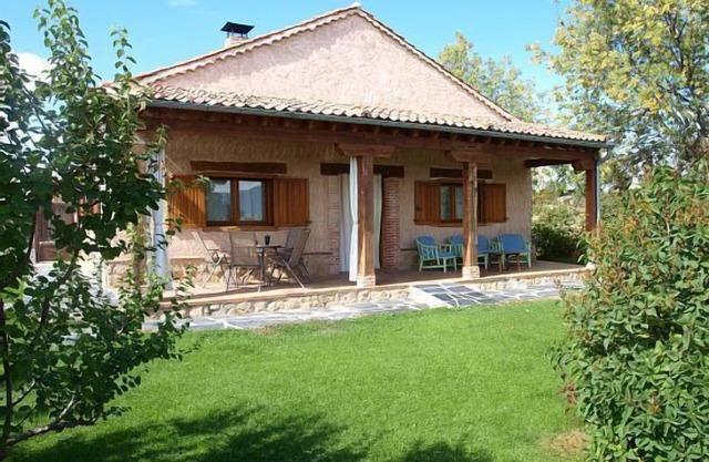Balcony of Nut I: private garden of 500 m2, wifi, barbecue, fireplace, pets.