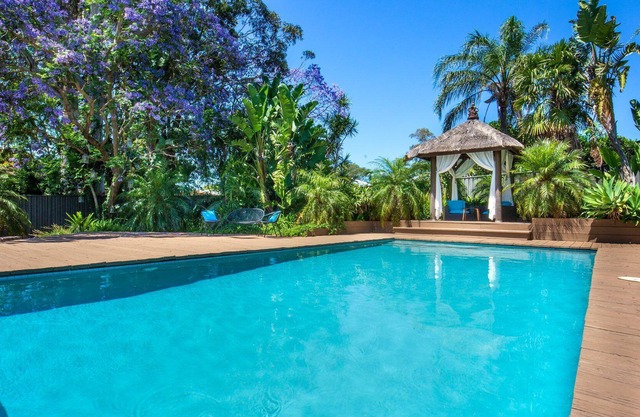 Bali Huts at Nowra - Private Resort Style Pool