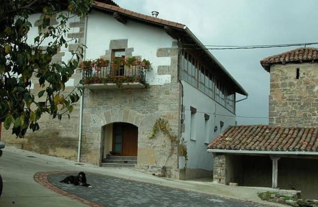 Balkonpe Landa Etxea