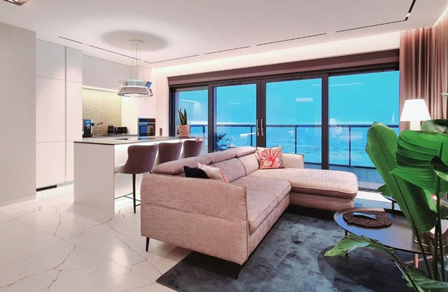 BALTIC VIEW Luxury Apartment Gardenia FRONT