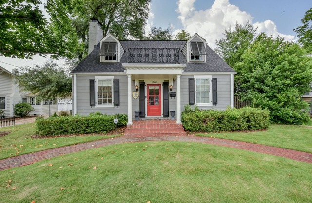 Bama Hideout- Book now for Football! Walk to the Stadium and Campus!