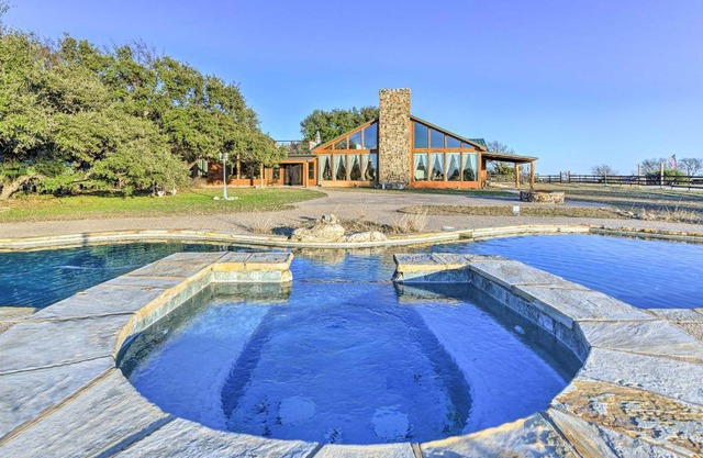 Banquet Hall and Pool Expansive Forestburg Ranch!