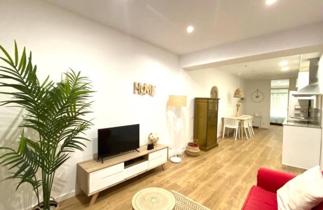 Barcelona New 2 rooms apartment -close to Park Güell-