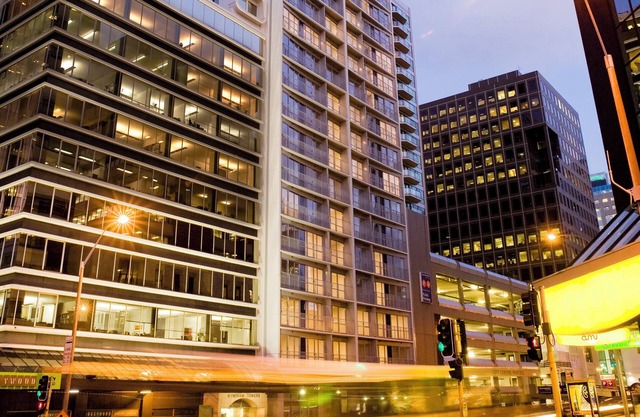 Barclay Suites