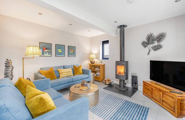 Barn at West Acres - sleeps 4 guests in 2 bedrooms