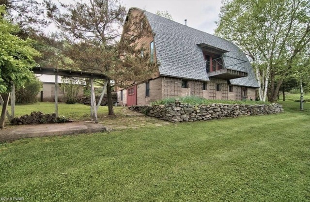 Barn converted in the house