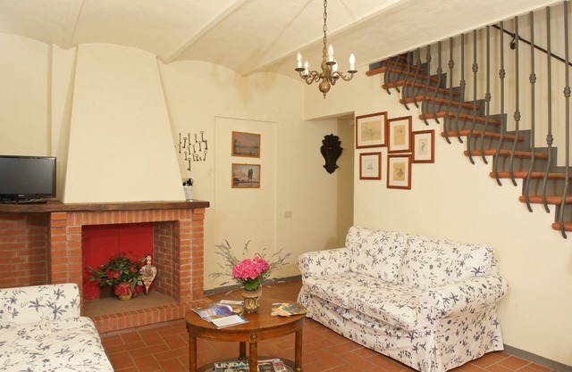 BARN - rural house for 8 people - Kids friendly - Green holidays.