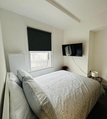 Barnet View Studio flat 2