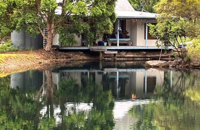 Barney Creek Vineyard Cottages