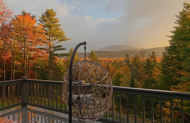 Barrel Sauna + Hot Tub & Mtn Views