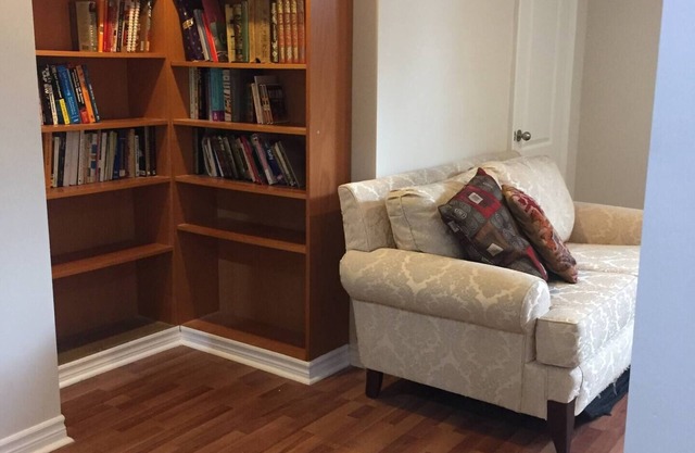 Basement Apartment in a Family Neighbourhood & access to Offices/407/FoodOutlets