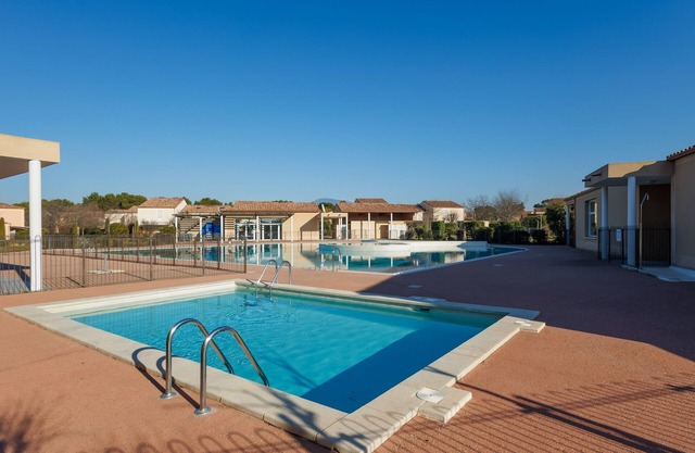 Bastidon Provençal - Avec piscine partagée