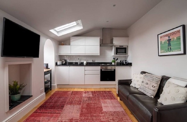 Battersea boutique apartment - a perfect London base