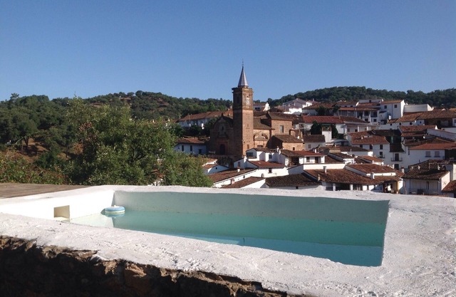Bau Ksar Casas Valdelarco for 4 people
