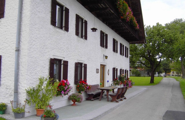 Bauernhof Zesch - Holiday apartment no. 2 - View of the lake and mountains