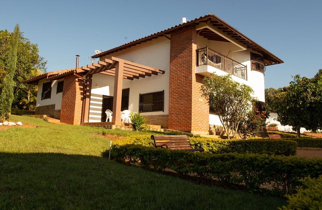 Baviera Gold House – Comfort and Colonial Charm in the Heart of Barichara