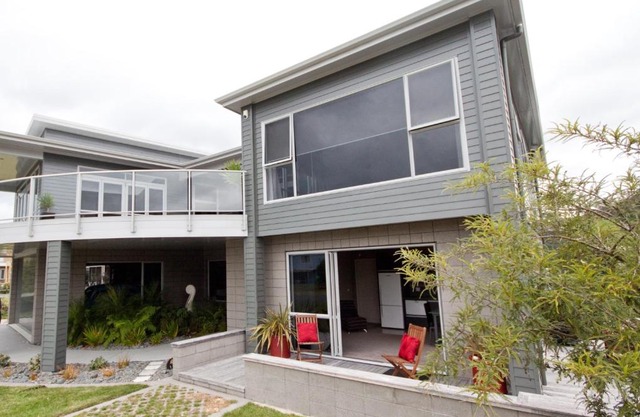 Bay Breeze Accommodation