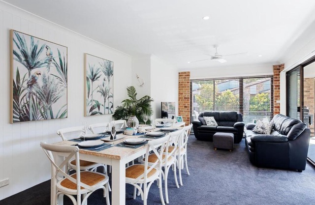 Bay Parklands, 68 2 Gowrie Ave - Fully ducted aircon, wifi, pool, tennis court, communal spa