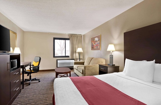 Baymont by Wyndham Sioux Falls West (67058) Sioux/Near Airport