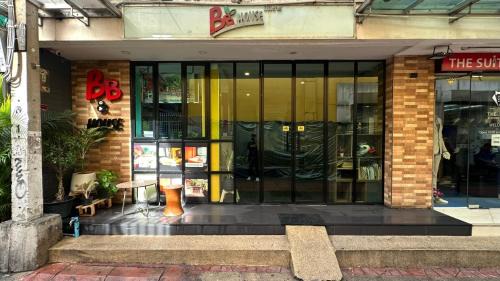 BB House Phra Athit