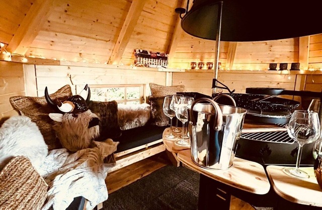 BBQ Hut | Log Burner | Valley Views