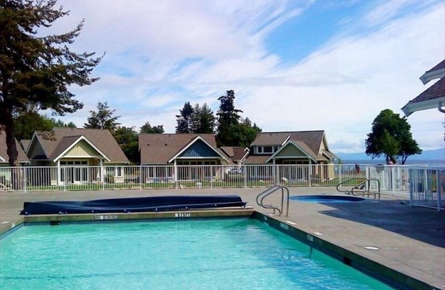 BC Beach Home - Central Vancouver Island