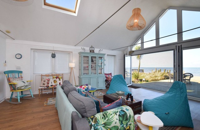 Beach 221 - One Bedroom House, Sleeps 3