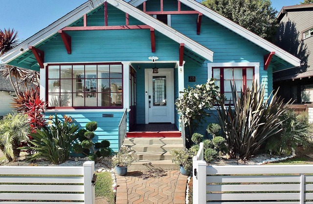 Beach City Craftsman - Walk to Beach